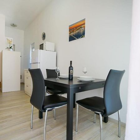Apartment Nicol 扎达尔 外观 照片
